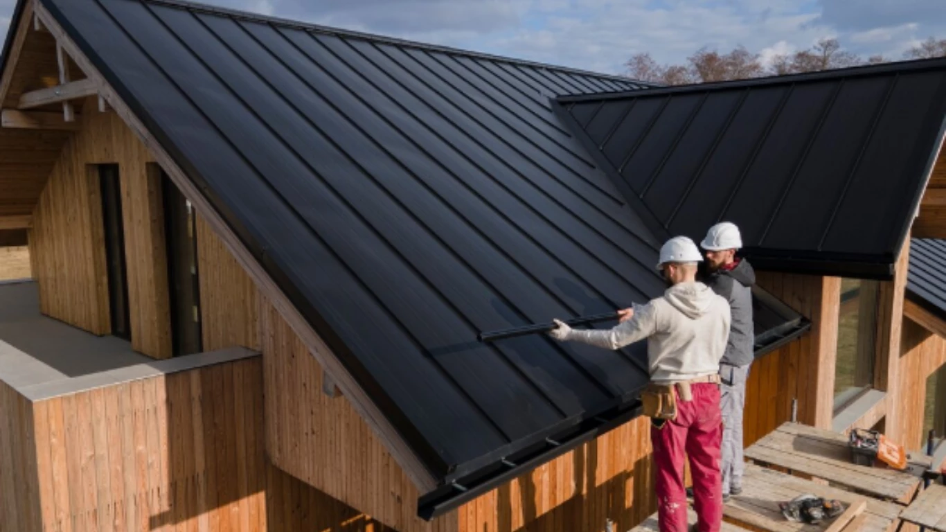 Roofing Contractor or General Contractor: Who Should You Hire?